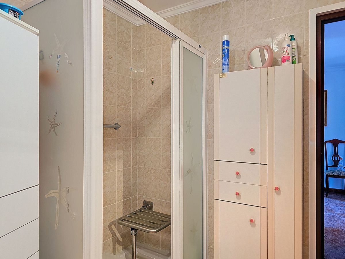 Te koop Herenhuis Costa Del Sol Cómpeta € 200.000,-