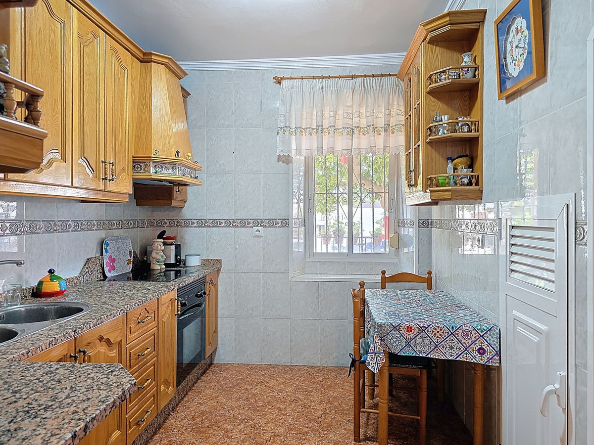 Te koop Herenhuis Costa Del Sol Cómpeta € 200.000,-