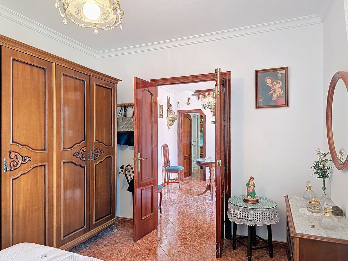 Te koop Herenhuis Costa Del Sol Cómpeta € 200.000,-