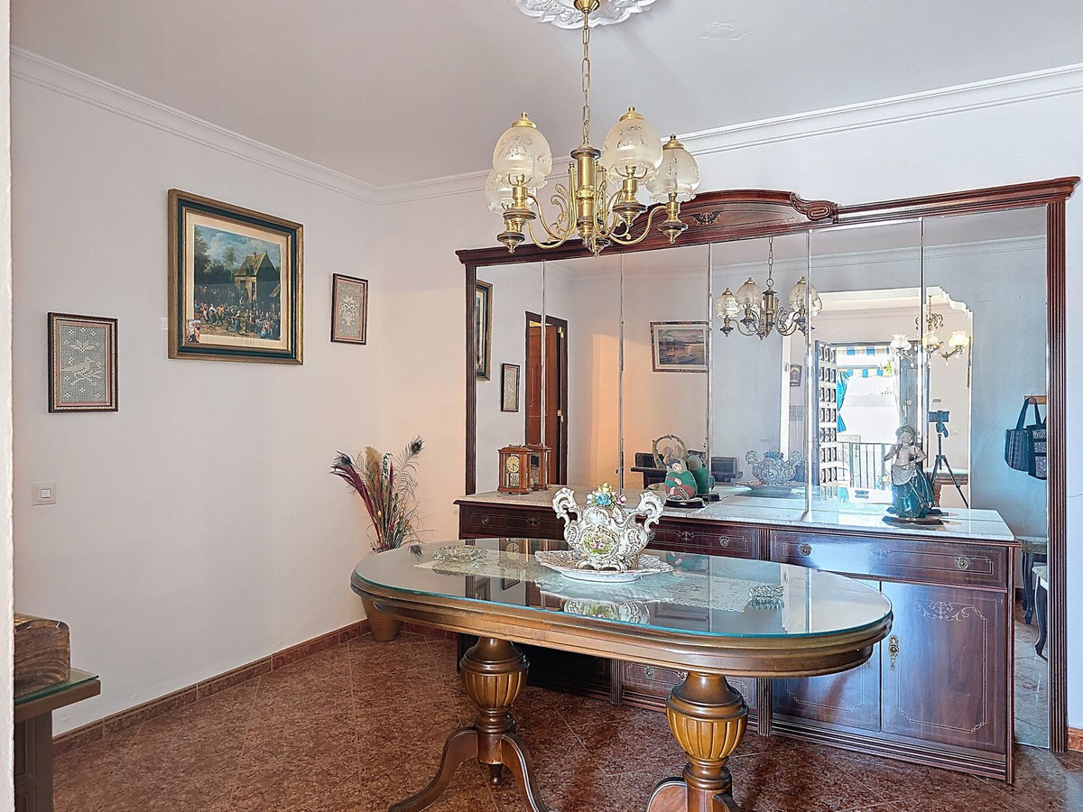 Te koop Herenhuis Costa Del Sol Cómpeta € 200.000,-