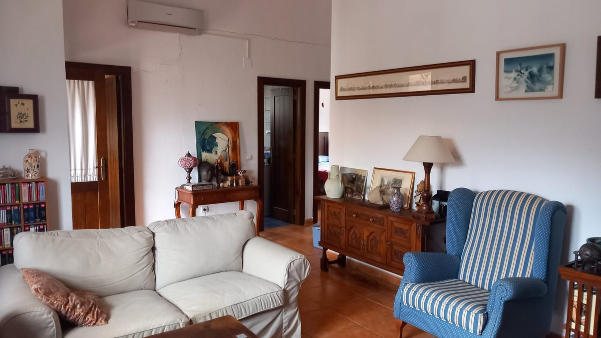 Te koop Finca - Cortijo Costa Del Sol Riogordo € 220.000,-