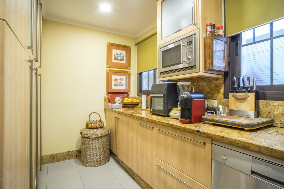 Te koop Gelijkvloers appartement Costa Del Sol Nueva Andalucía € 775.000,-