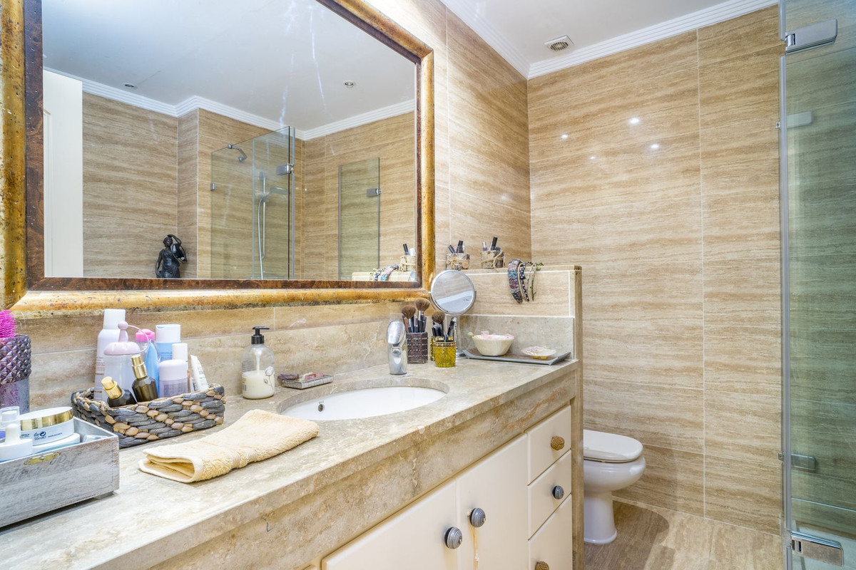 Te koop Gelijkvloers appartement Costa Del Sol Nueva Andalucía € 775.000,-