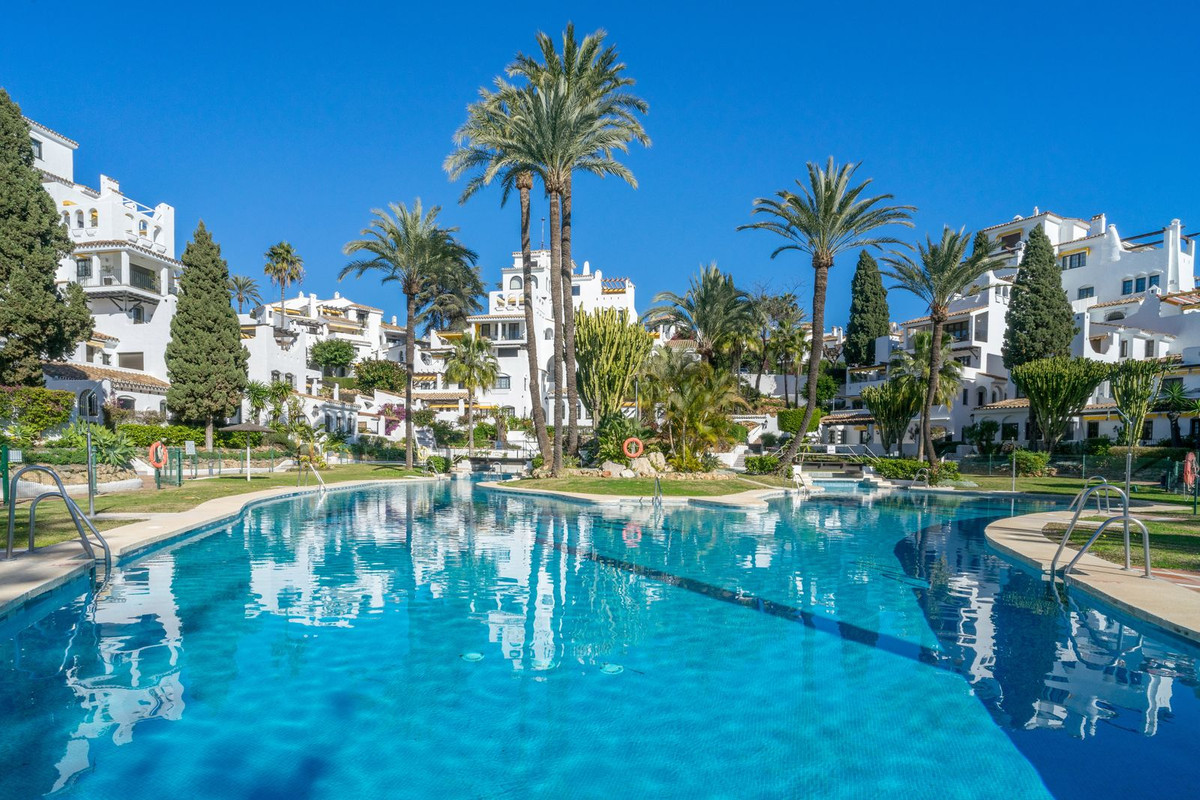 Te koop Gelijkvloers appartement Costa Del Sol Nueva Andalucía € 775.000,-