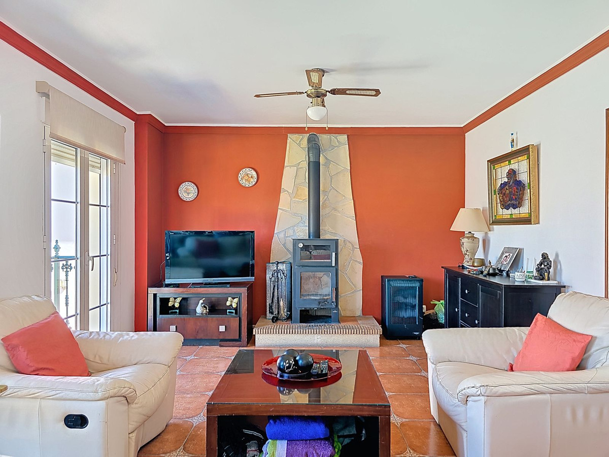 Te koop Vrijstaande Villa Costa Del Sol Canillas De Albaida € 437.000,-