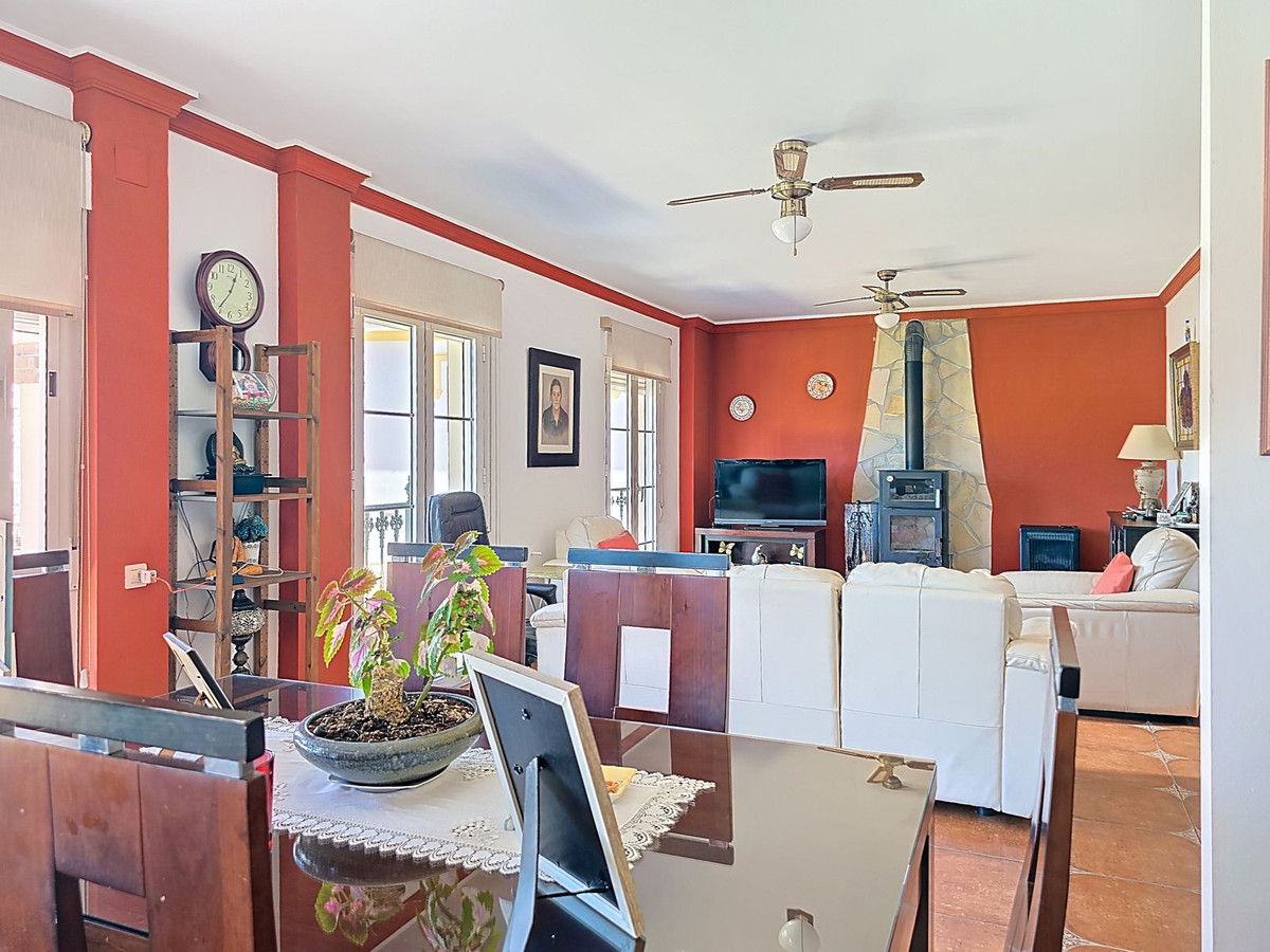 Te koop Vrijstaande Villa Costa Del Sol Canillas De Albaida € 437.000,-