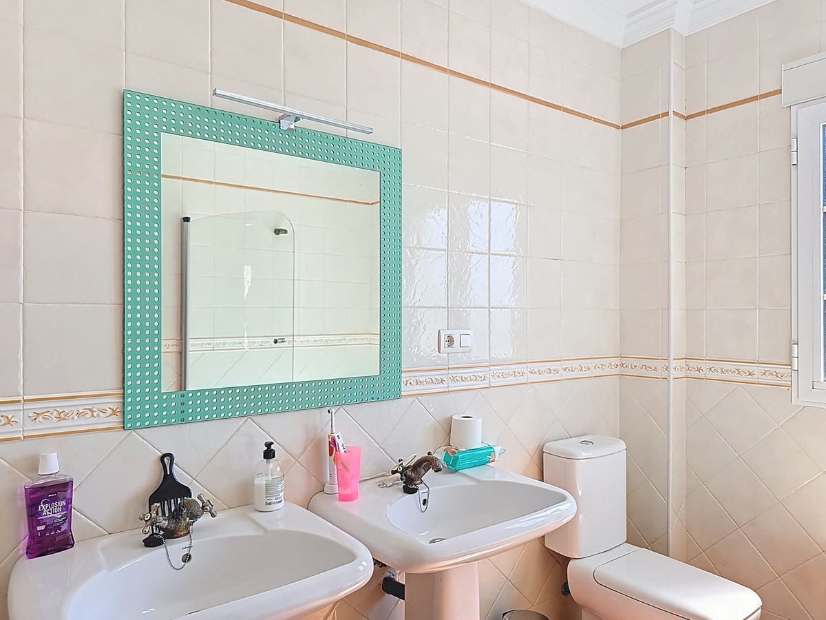 Te koop Vrijstaande Villa Costa Del Sol Canillas De Albaida € 437.000,-