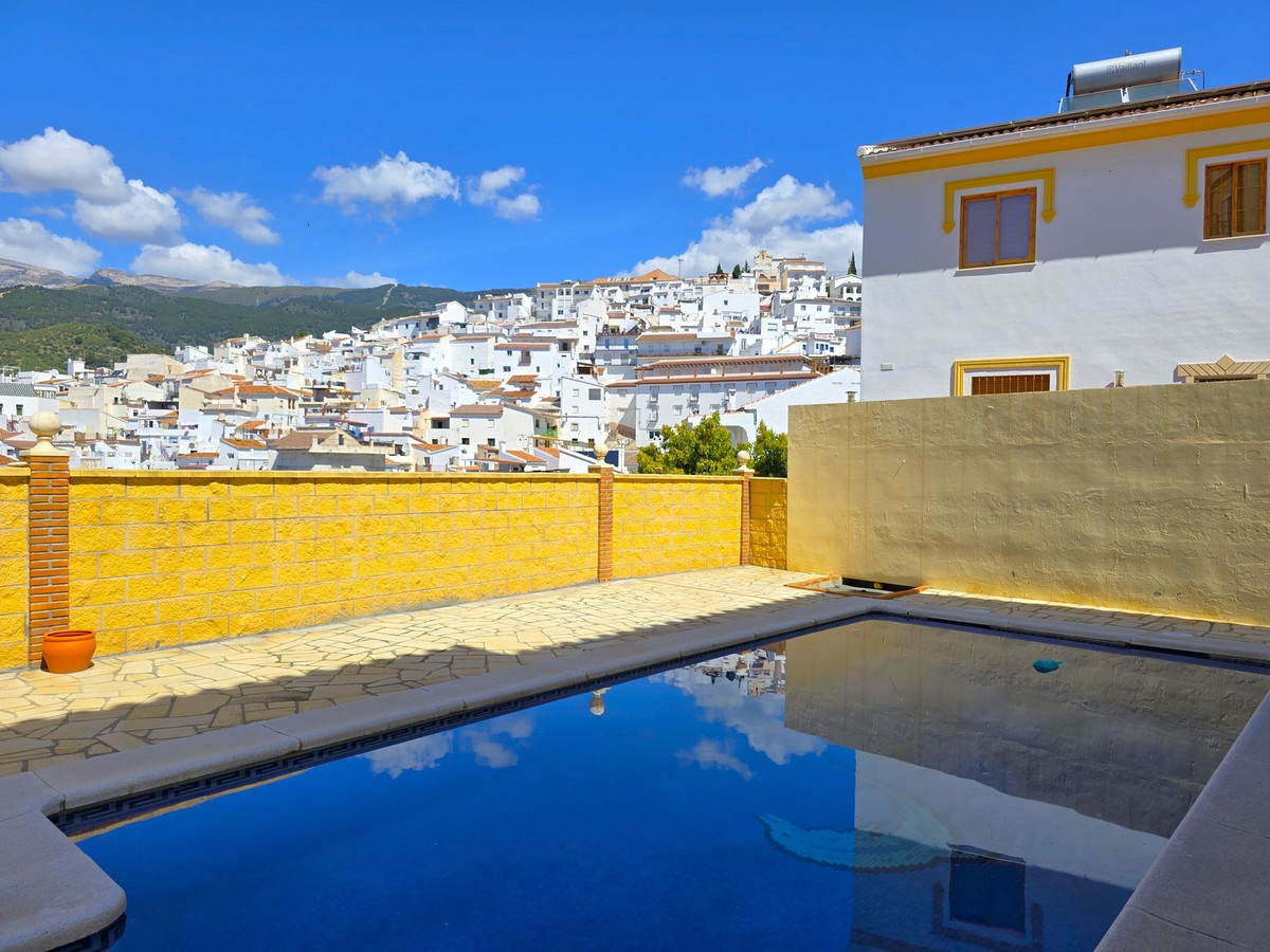 Te koop Vrijstaande Villa Costa Del Sol Canillas De Albaida € 437.000,-