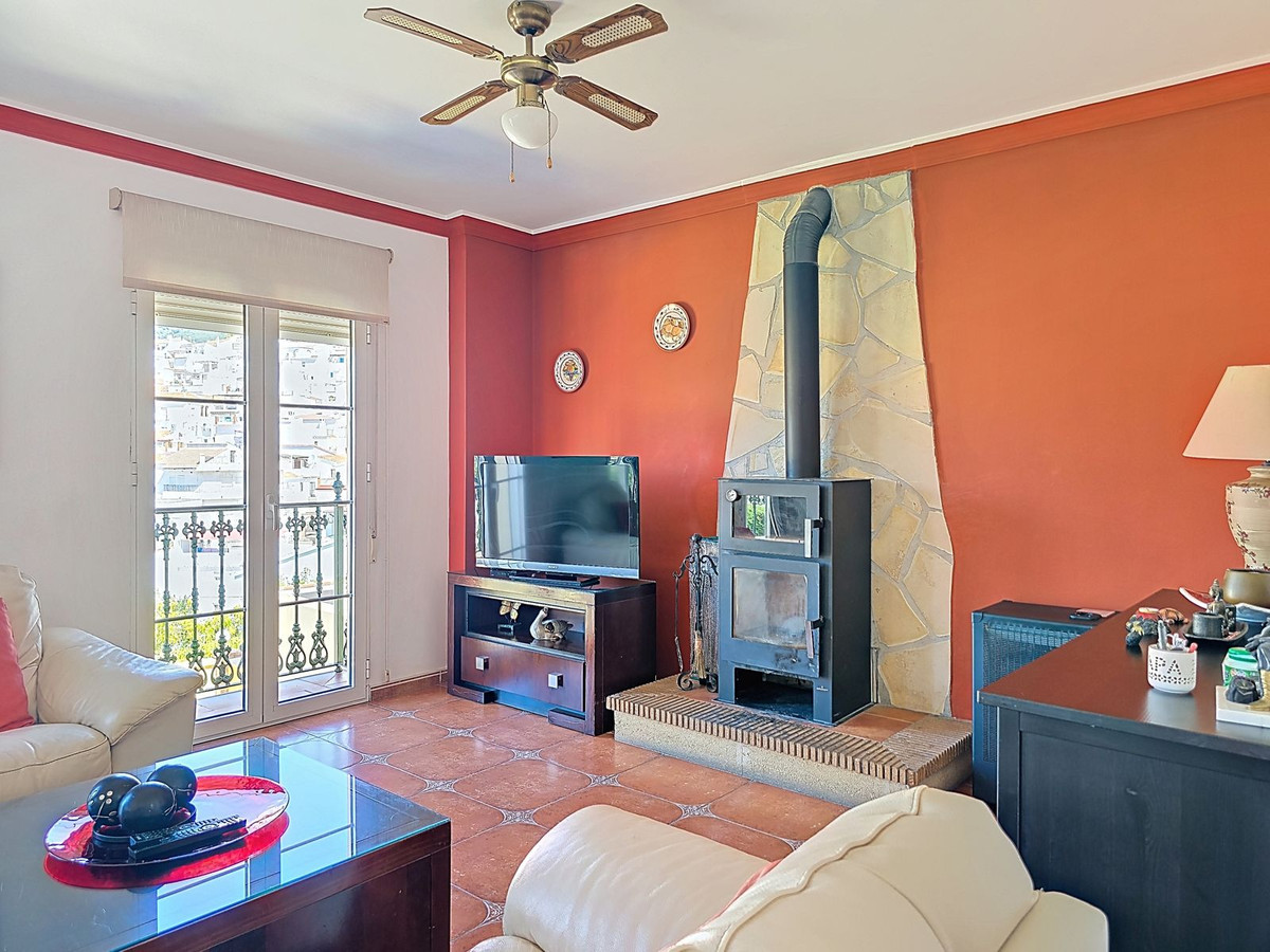 Te koop Vrijstaande Villa Costa Del Sol Canillas De Albaida € 437.000,-