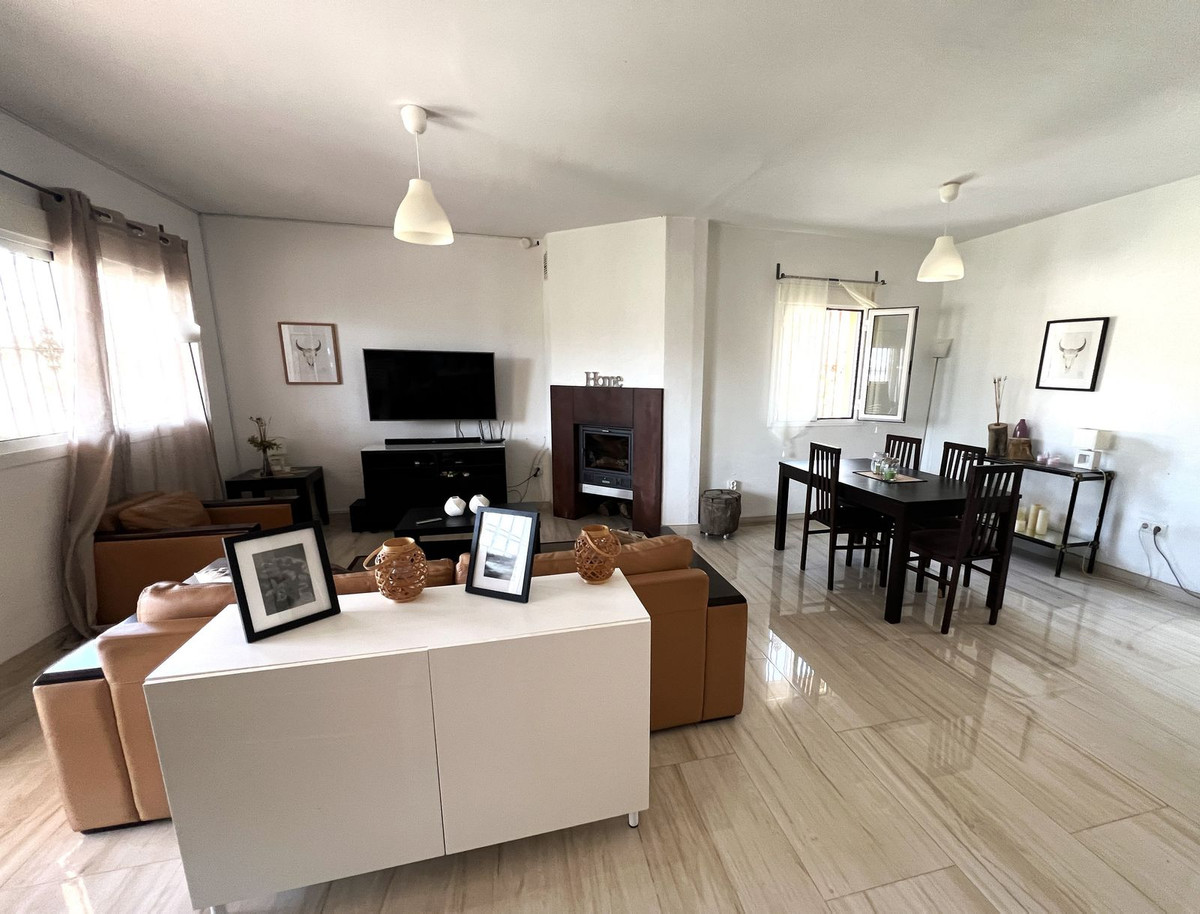 Te koop Vrijstaande Villa Costa Del Sol Canillas De Aceituno € 294.000,-