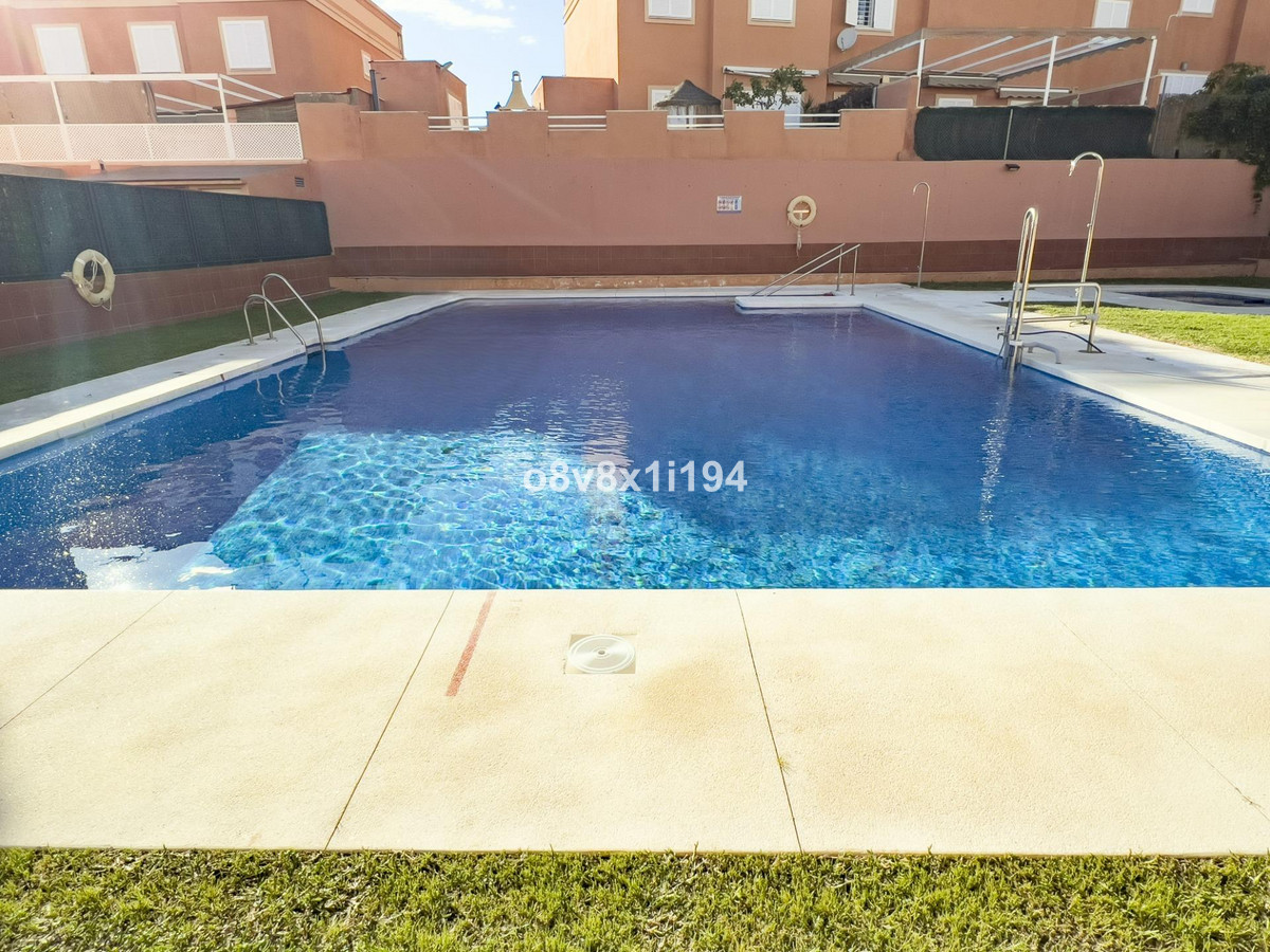 Te koop Herenhuis Costa Del Sol Benajarafe € 360.000,-