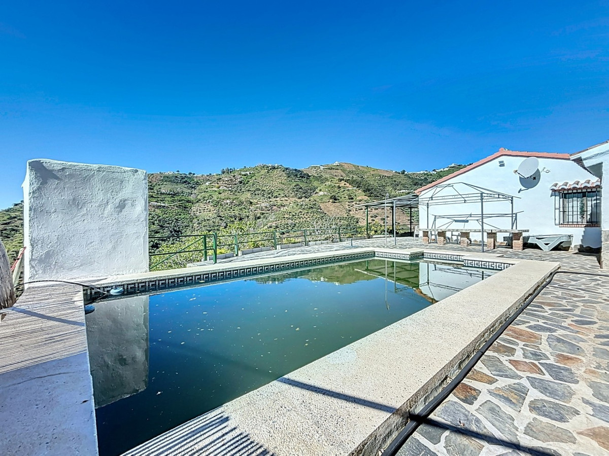 Te koop Half vrijstaand huis Costa Del Sol Cómpeta € 415.000,-