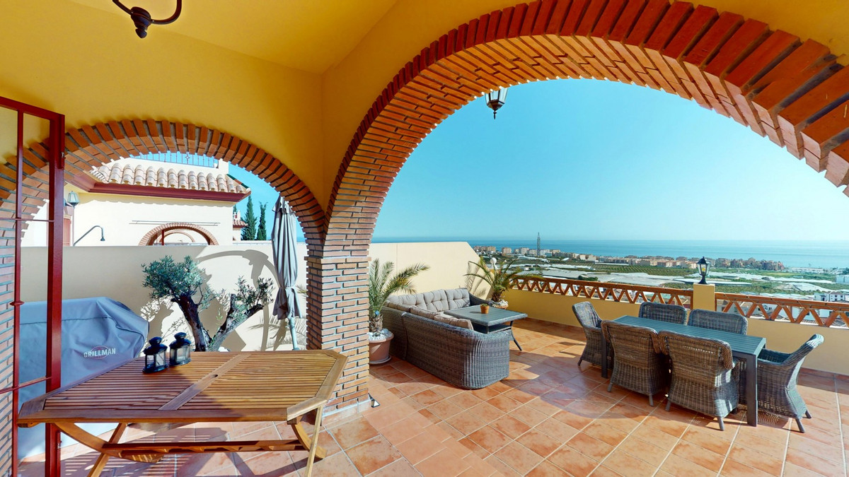 Te koop Half vrijstaand huis Costa Del Sol Torrox € 478.000,-