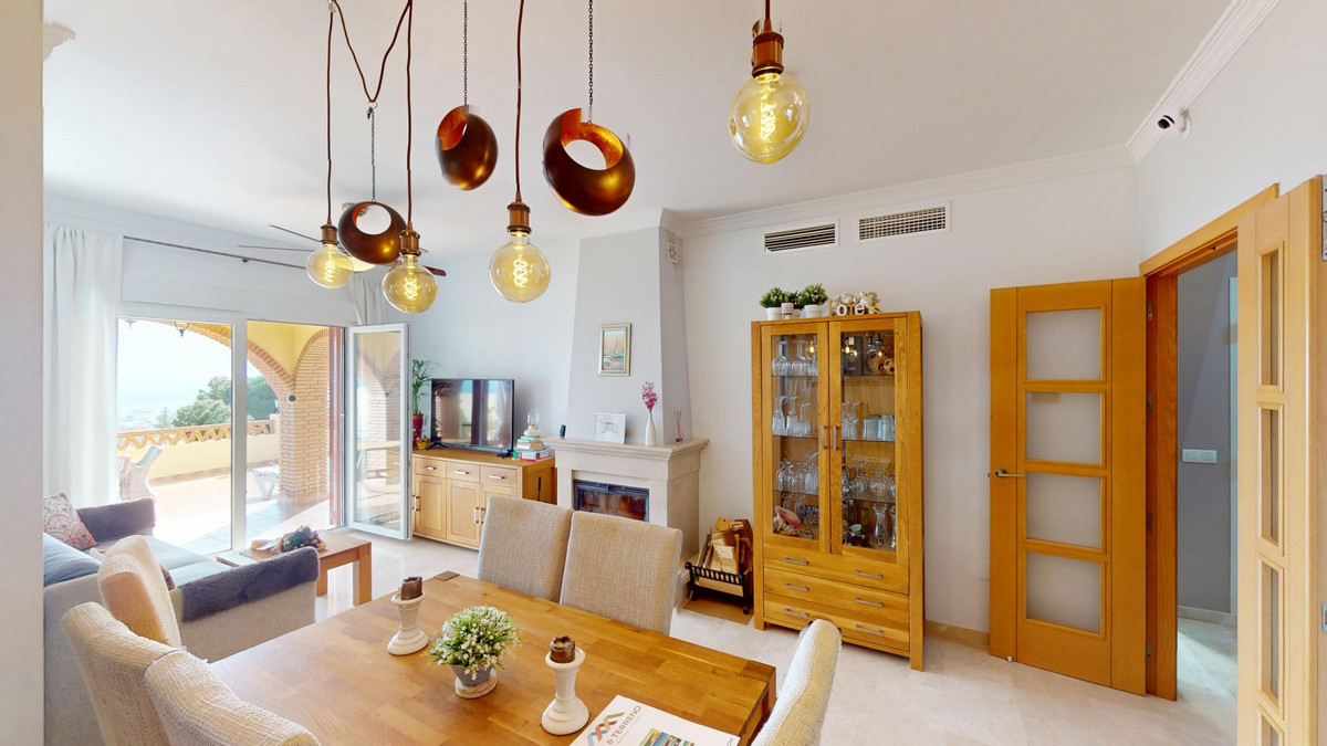 Te koop Half vrijstaand huis Costa Del Sol Torrox € 478.000,-