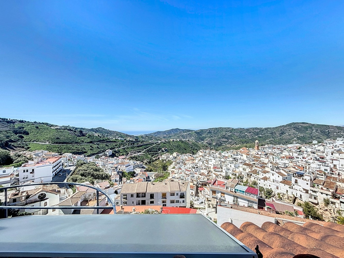 Te koop Vrijstaande Villa Costa Del Sol Cómpeta € 419.000,-