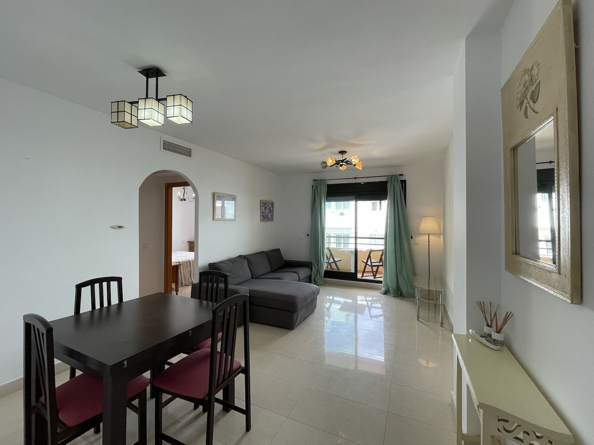 Te koop Middle Floor Apartment Costa Del Sol Nerja € 320.000,-