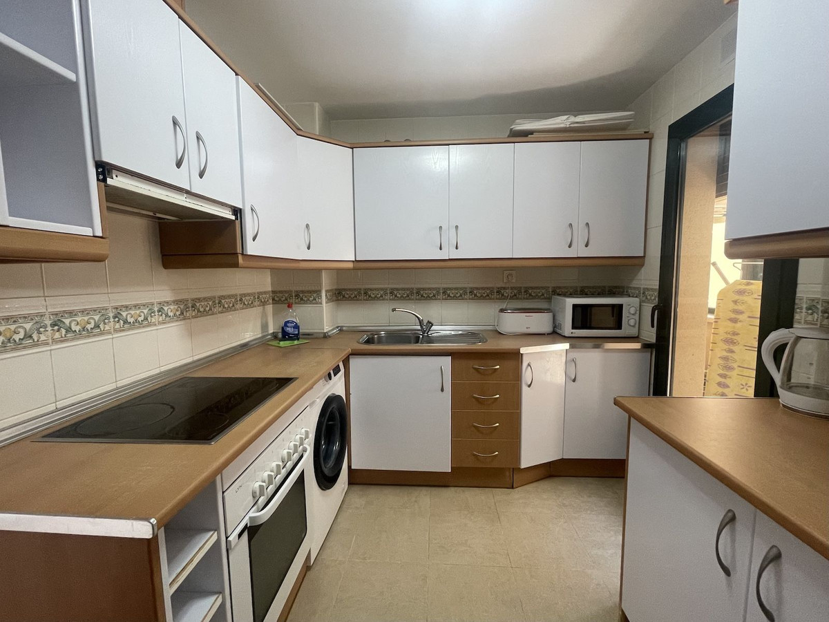 Te koop Middle Floor Apartment Costa Del Sol Nerja € 320.000,-