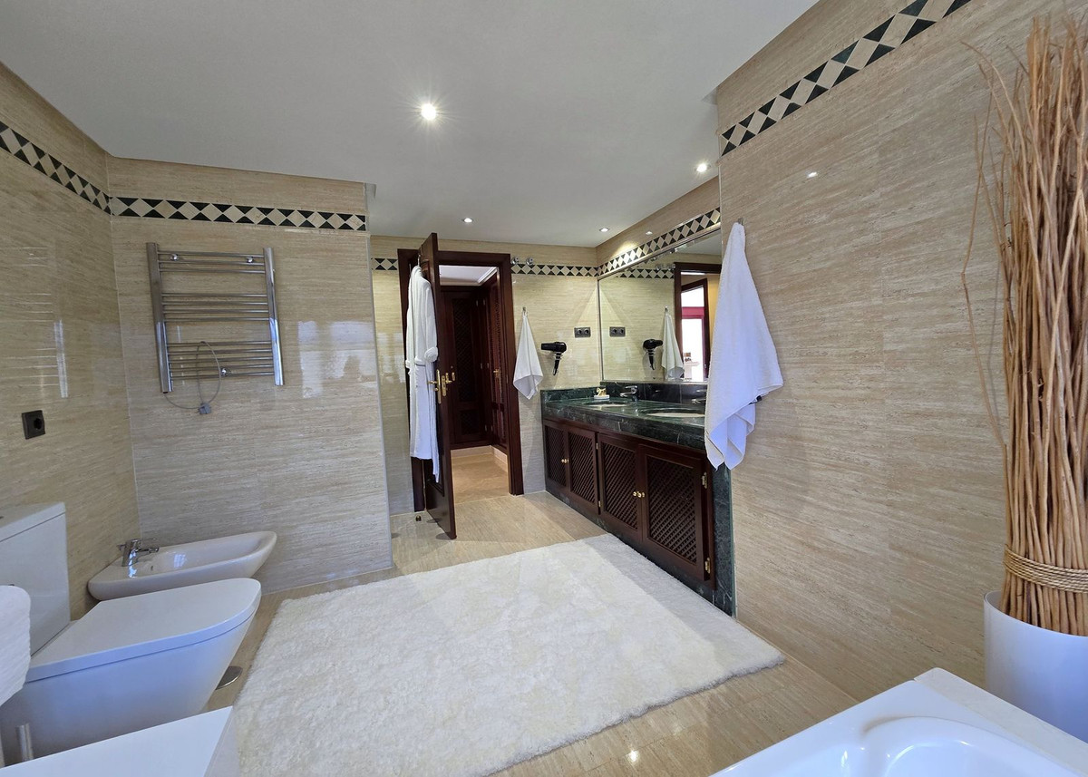 Te koop Penthouse Costa Del Sol La Mairena € 569.000,-