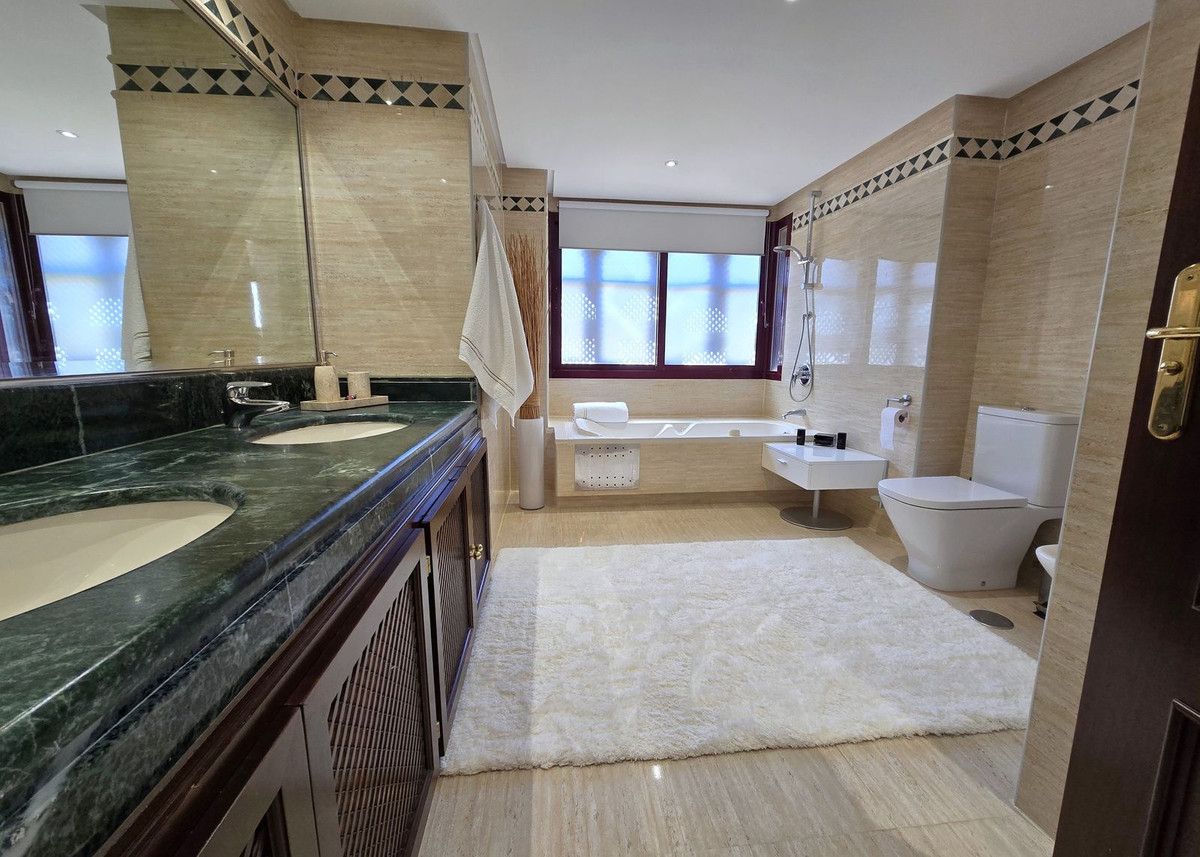Te koop Penthouse Costa Del Sol La Mairena € 569.000,-