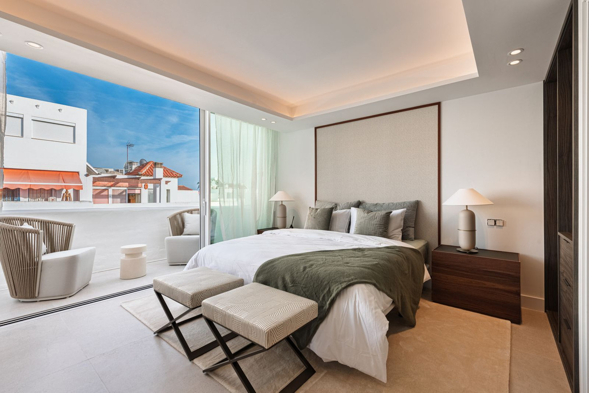 Te koop Herenhuis Costa Del Sol The Golden Mile € 1.595.000,-