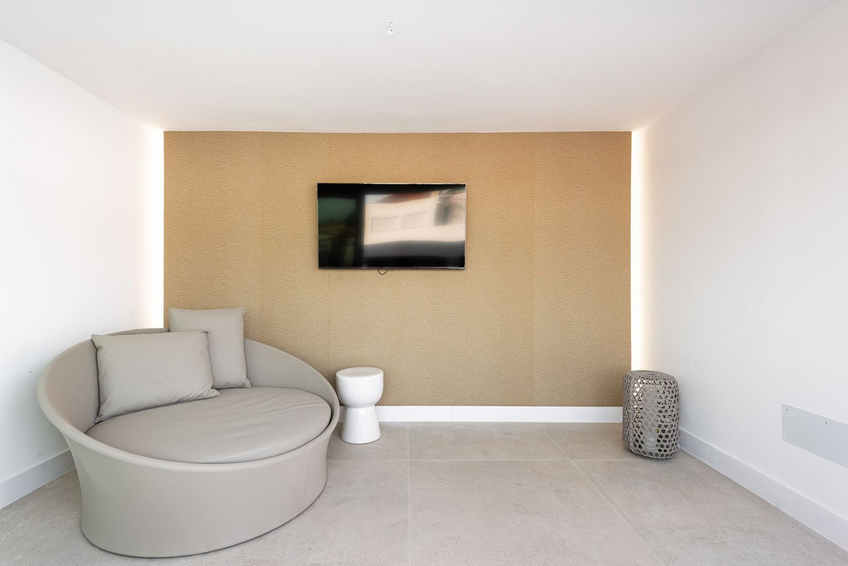 Te koop Herenhuis Costa Del Sol The Golden Mile € 1.595.000,-