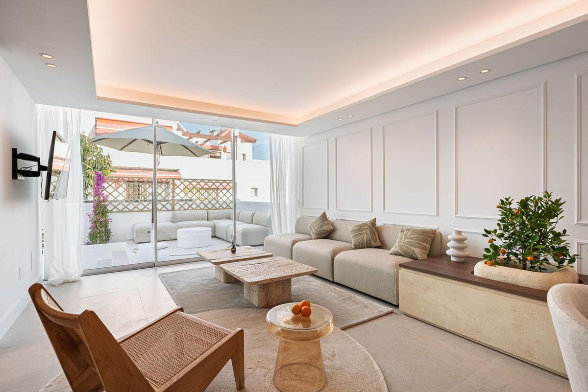 Te koop Herenhuis Costa Del Sol The Golden Mile € 1.595.000,-