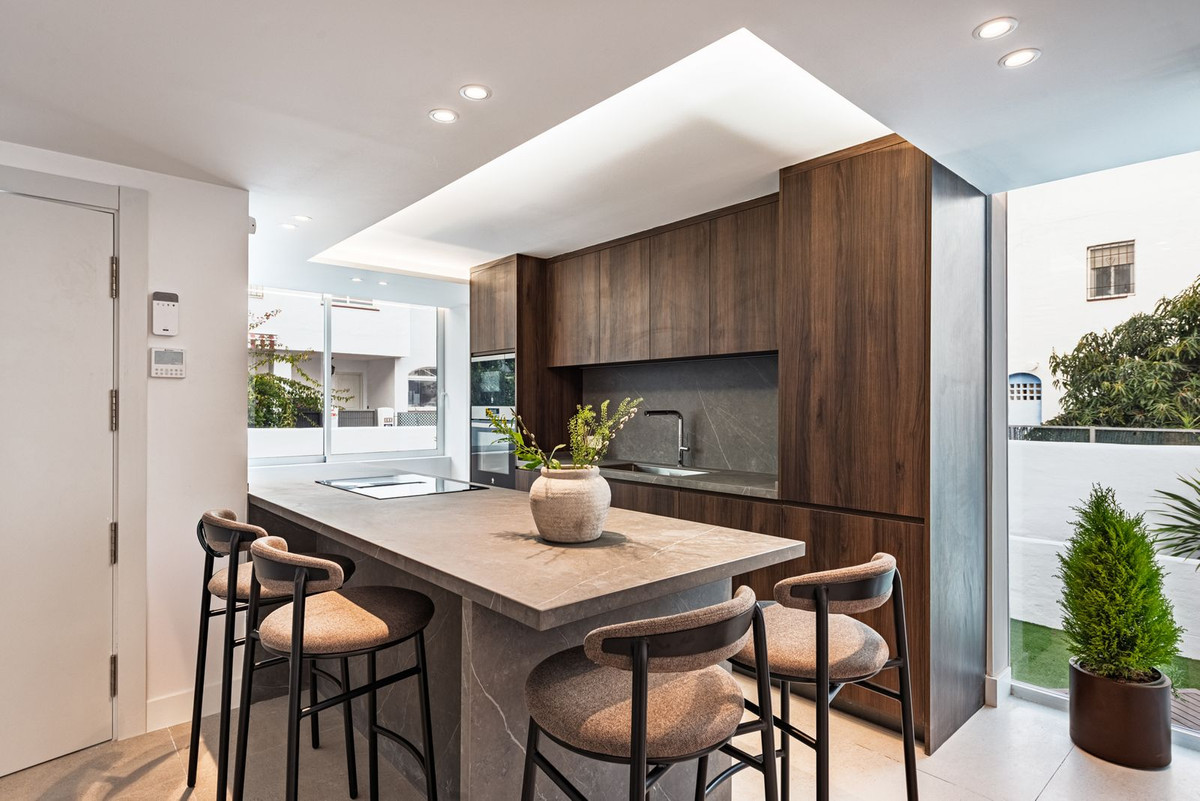 Te koop Herenhuis Costa Del Sol The Golden Mile € 1.595.000,-