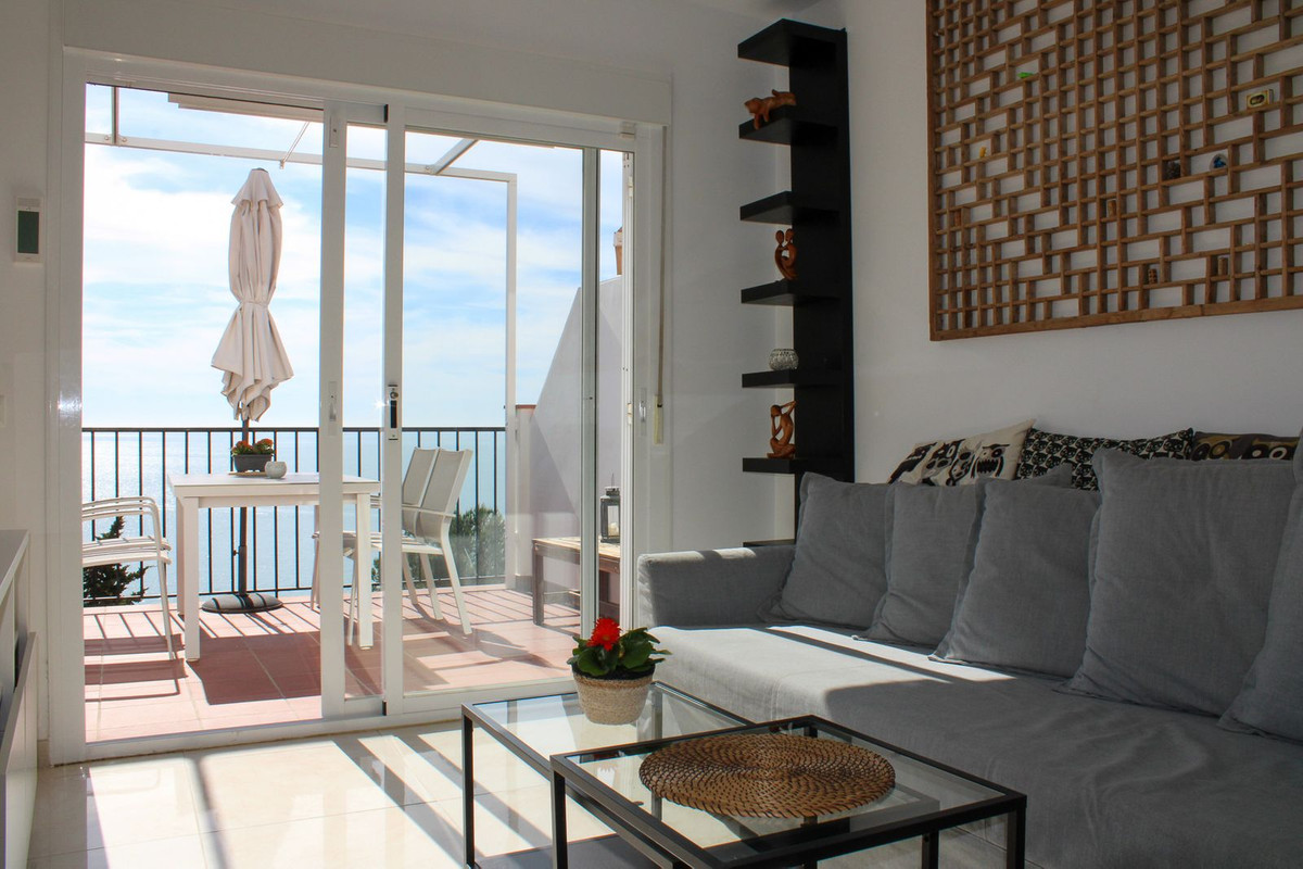 Te koop Half vrijstaand huis Costa Del Sol Nerja € 395.000,-