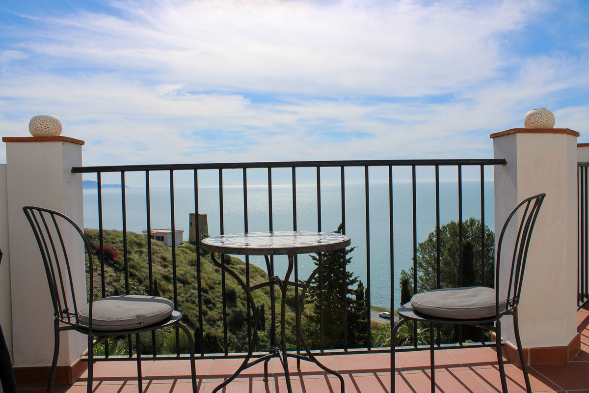 Te koop Half vrijstaand huis Costa Del Sol Nerja € 395.000,-