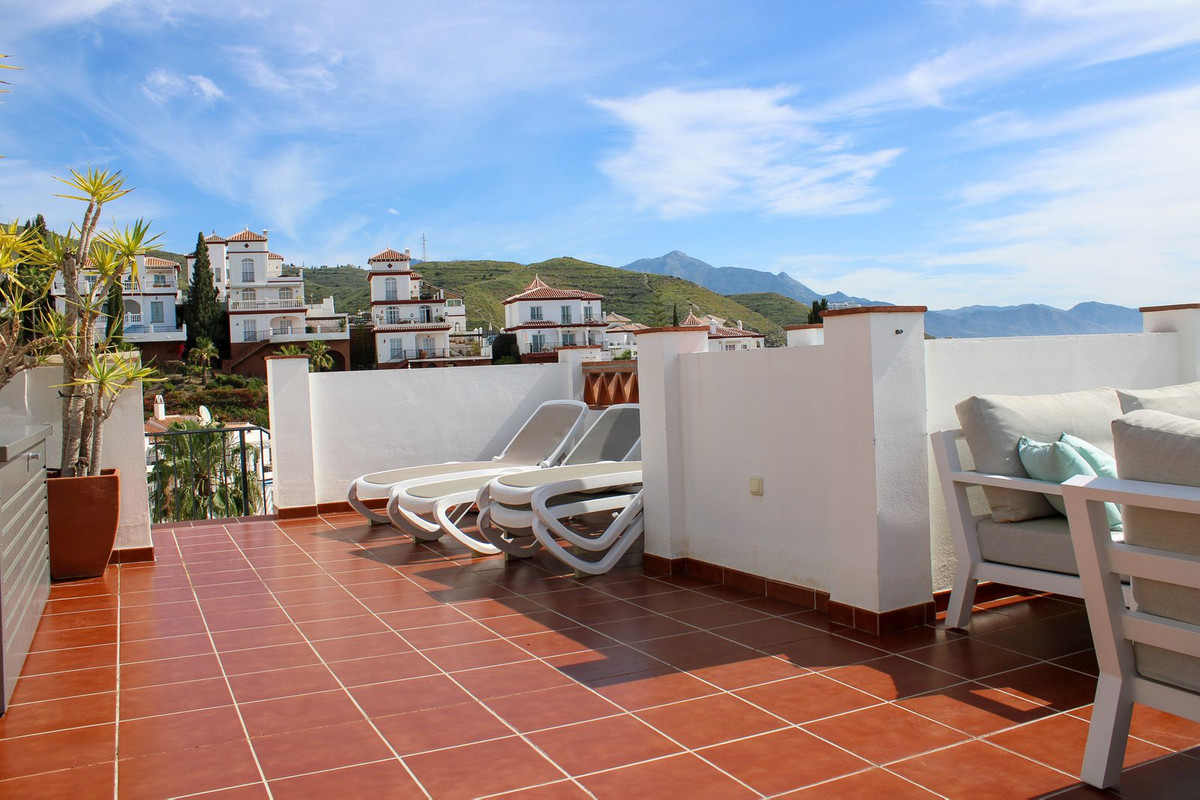 Te koop Half vrijstaand huis Costa Del Sol Nerja € 395.000,-