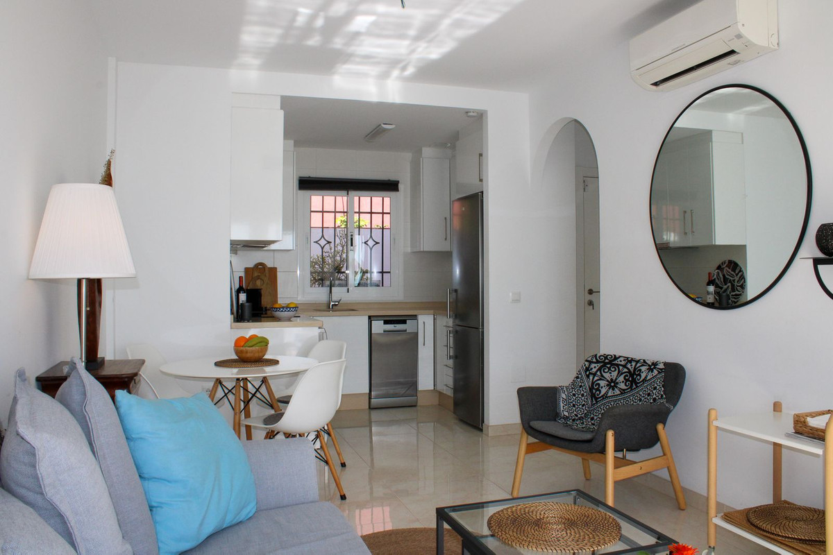 Te koop Half vrijstaand huis Costa Del Sol Nerja € 395.000,-
