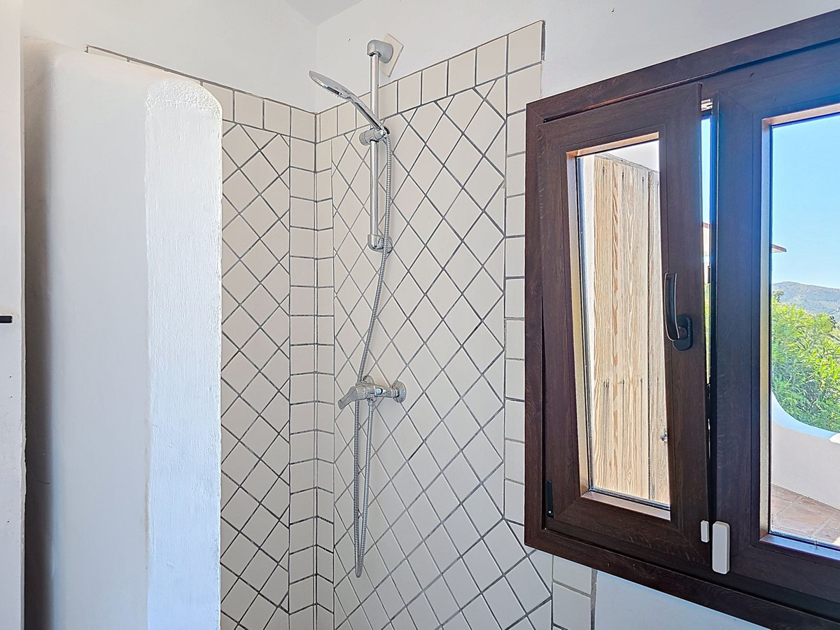 Te koop Vrijstaande Villa Costa Del Sol Sedella € 350.000,-