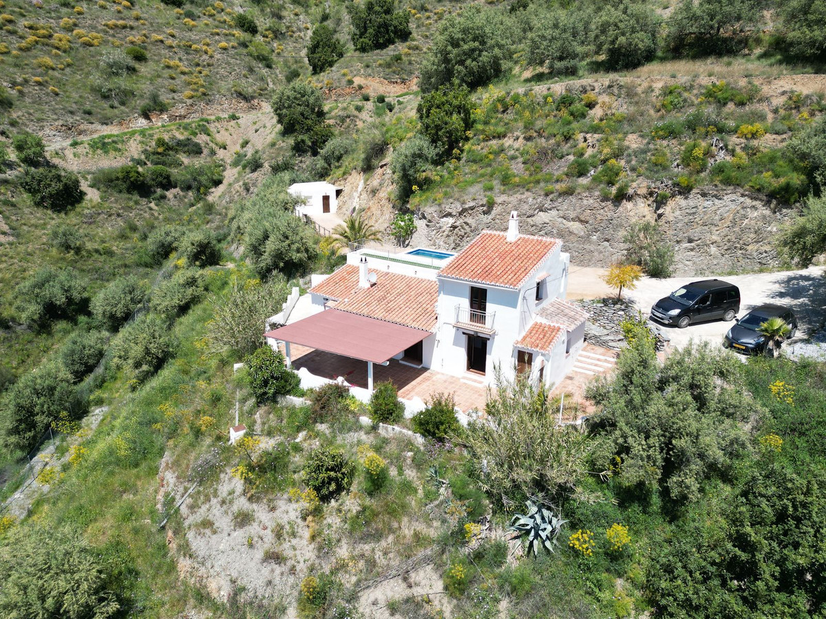 Te koop Vrijstaande Villa Costa Del Sol Sedella € 350.000,-