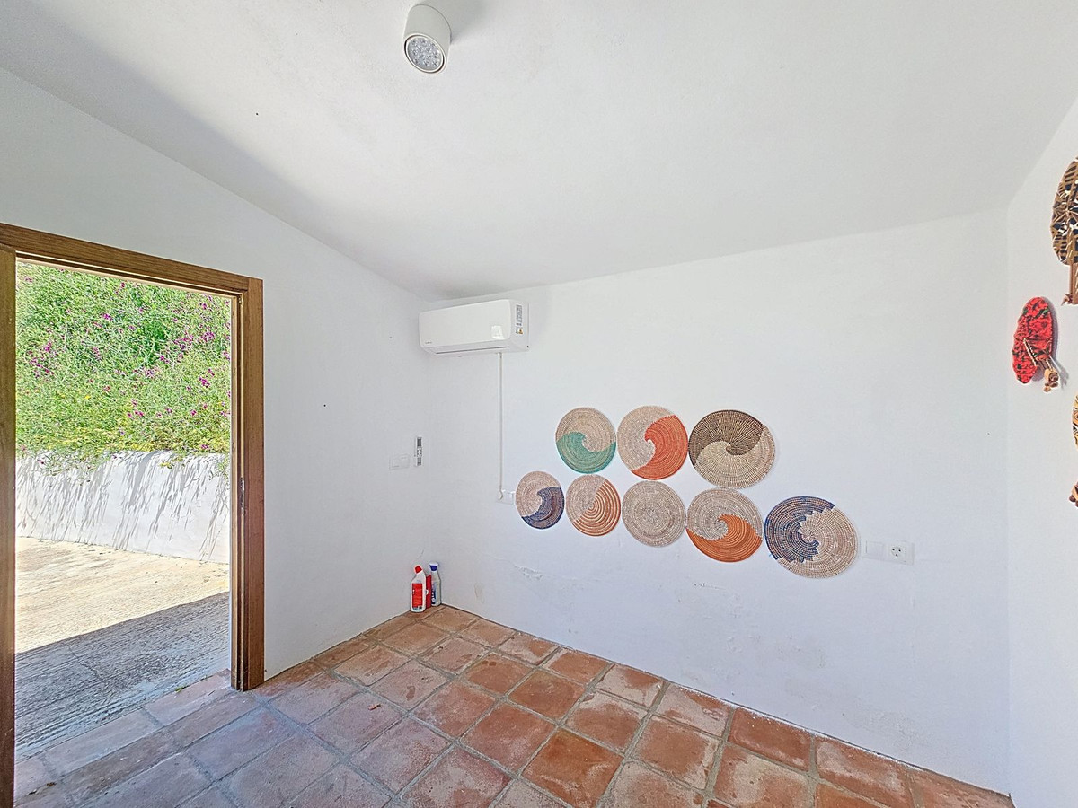 Te koop Vrijstaande Villa Costa Del Sol Sedella € 350.000,-