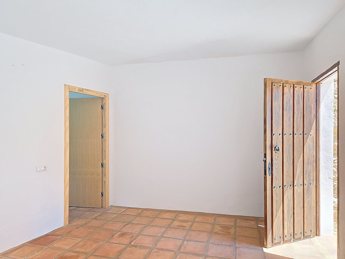 Te koop Vrijstaande Villa Costa Del Sol Sedella € 350.000,-