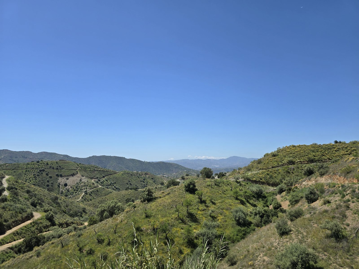 Te koop Vrijstaande Villa Costa Del Sol Sedella € 350.000,-