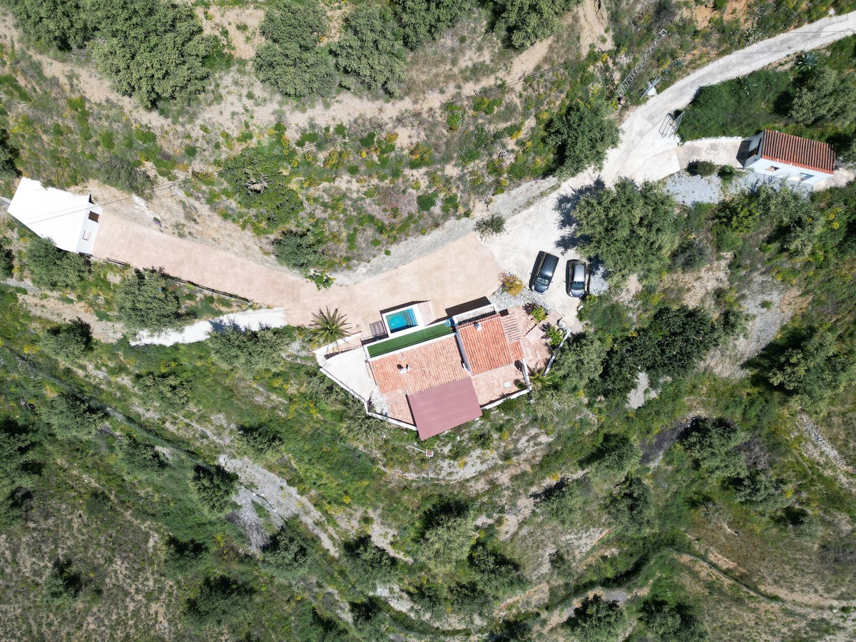 Te koop Vrijstaande Villa Costa Del Sol Sedella € 350.000,-