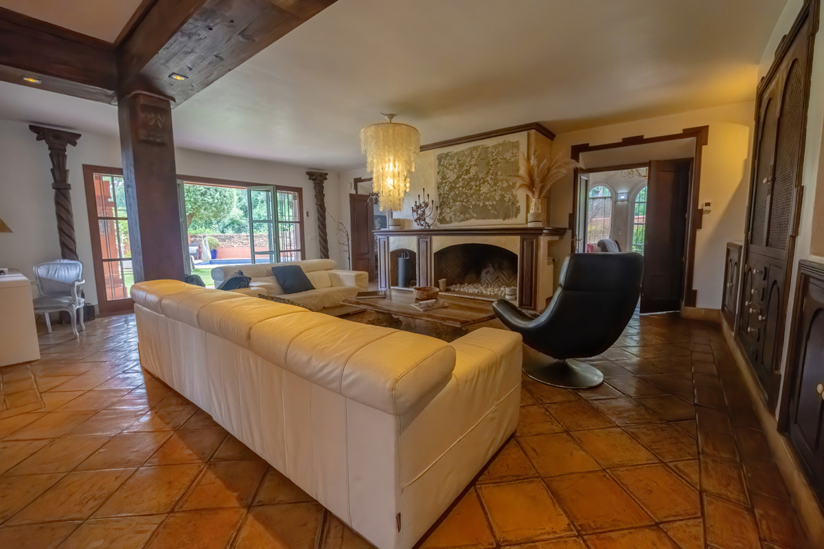 Te koop Vrijstaande Villa Costa Del Sol Nueva Andalucía € 2.290.000,-