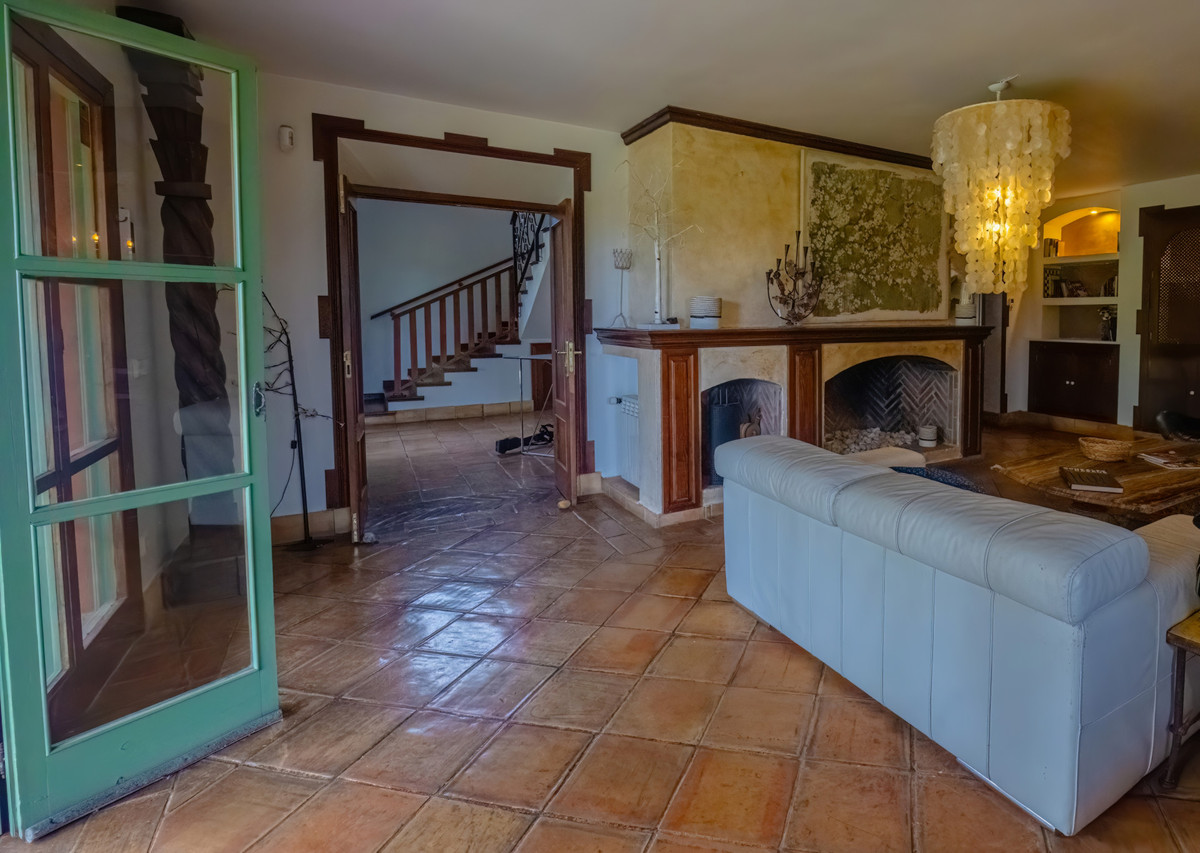 Te koop Vrijstaande Villa Costa Del Sol Nueva Andalucía € 2.290.000,-