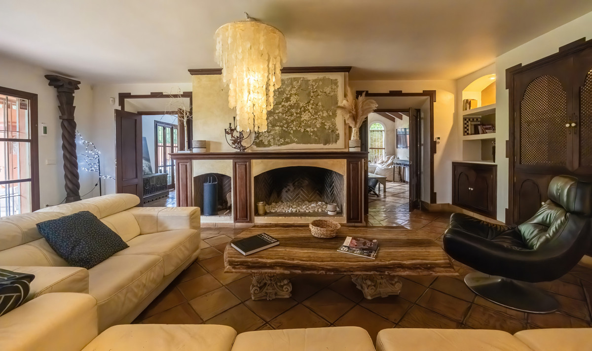 Te koop Vrijstaande Villa Costa Del Sol Nueva Andalucía € 2.290.000,-