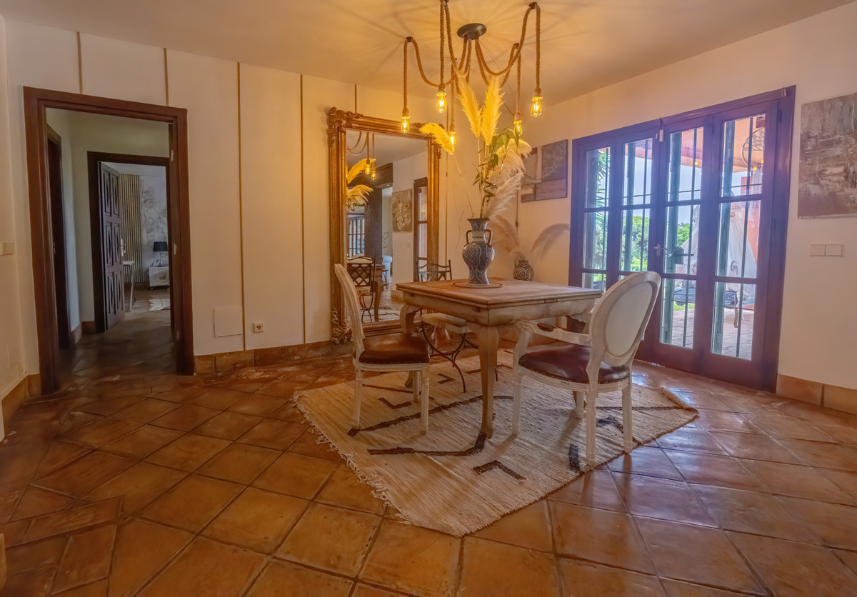 Te koop Vrijstaande Villa Costa Del Sol Nueva Andalucía € 2.290.000,-