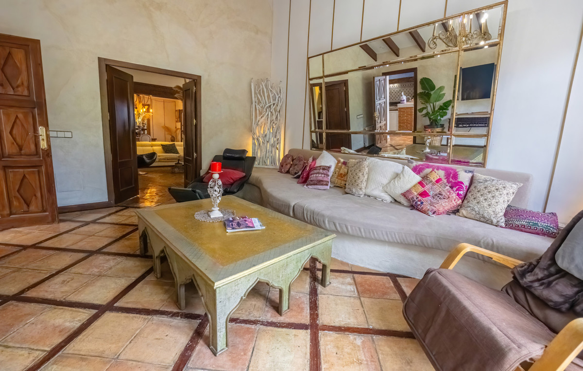 Te koop Vrijstaande Villa Costa Del Sol Nueva Andalucía € 2.290.000,-