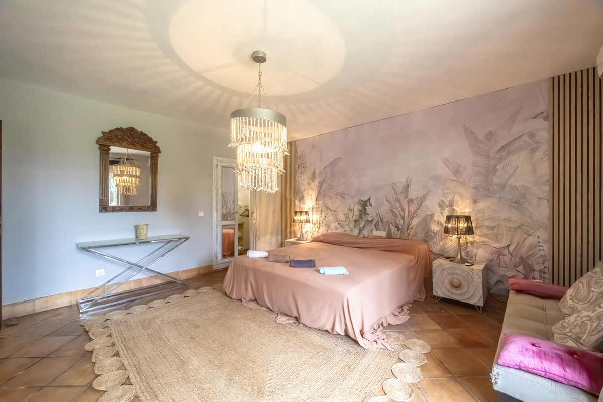 Te koop Vrijstaande Villa Costa Del Sol Nueva Andalucía € 2.290.000,-