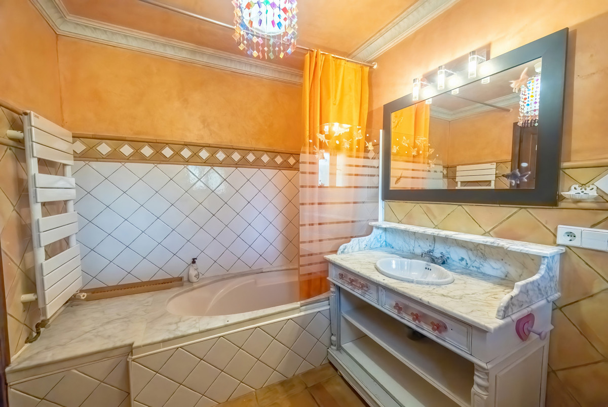 Te koop Vrijstaande Villa Costa Del Sol Nueva Andalucía € 2.290.000,-