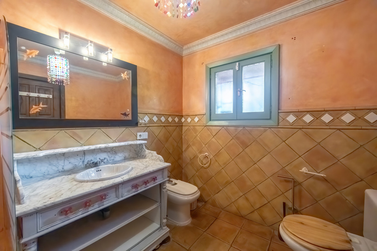 Te koop Vrijstaande Villa Costa Del Sol Nueva Andalucía € 2.290.000,-