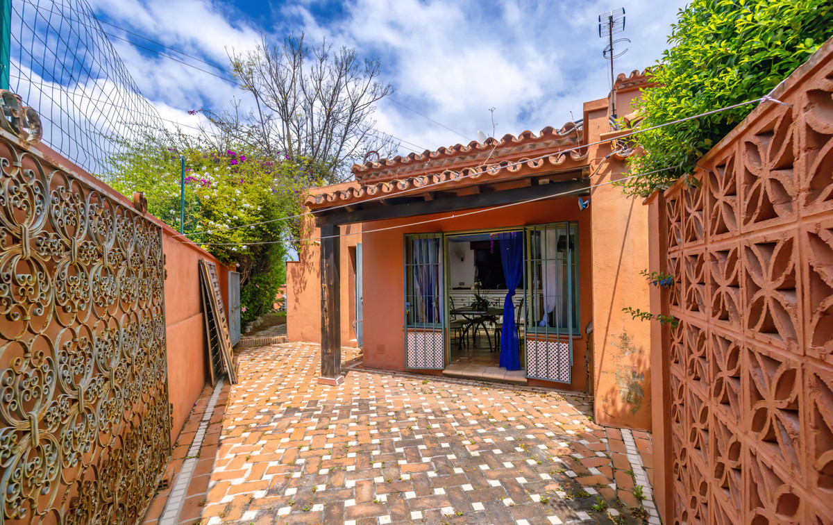 Te koop Vrijstaande Villa Costa Del Sol Nueva Andalucía € 2.290.000,-