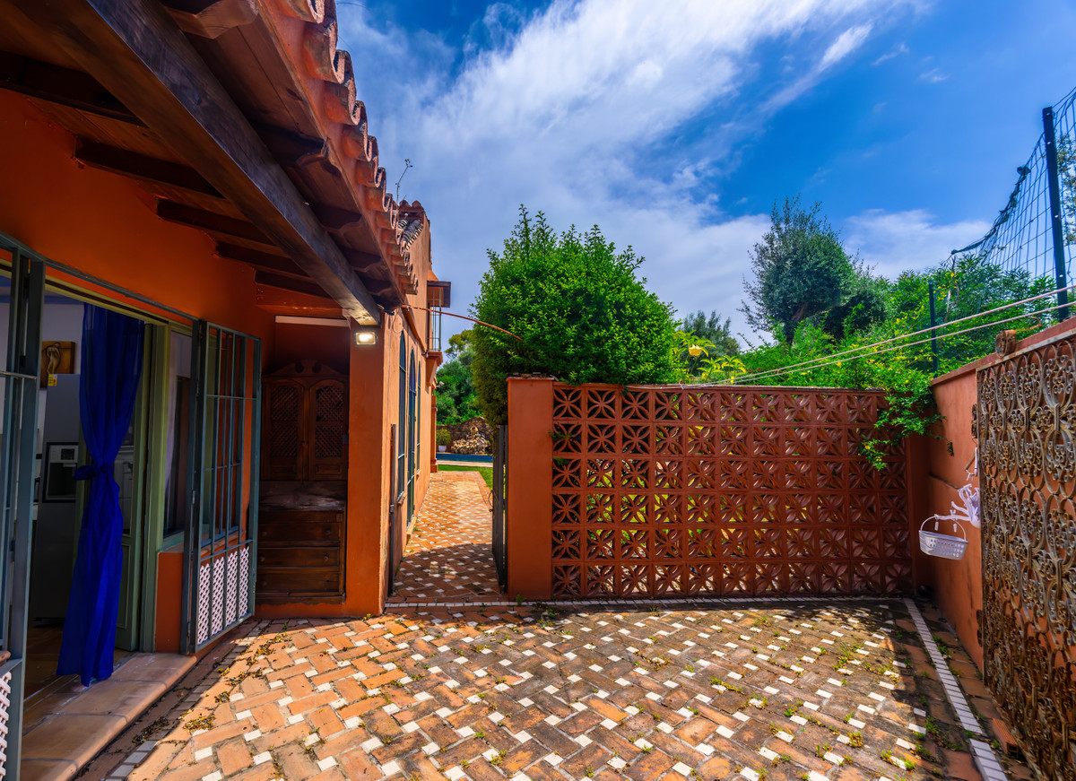 Te koop Vrijstaande Villa Costa Del Sol Nueva Andalucía € 2.290.000,-