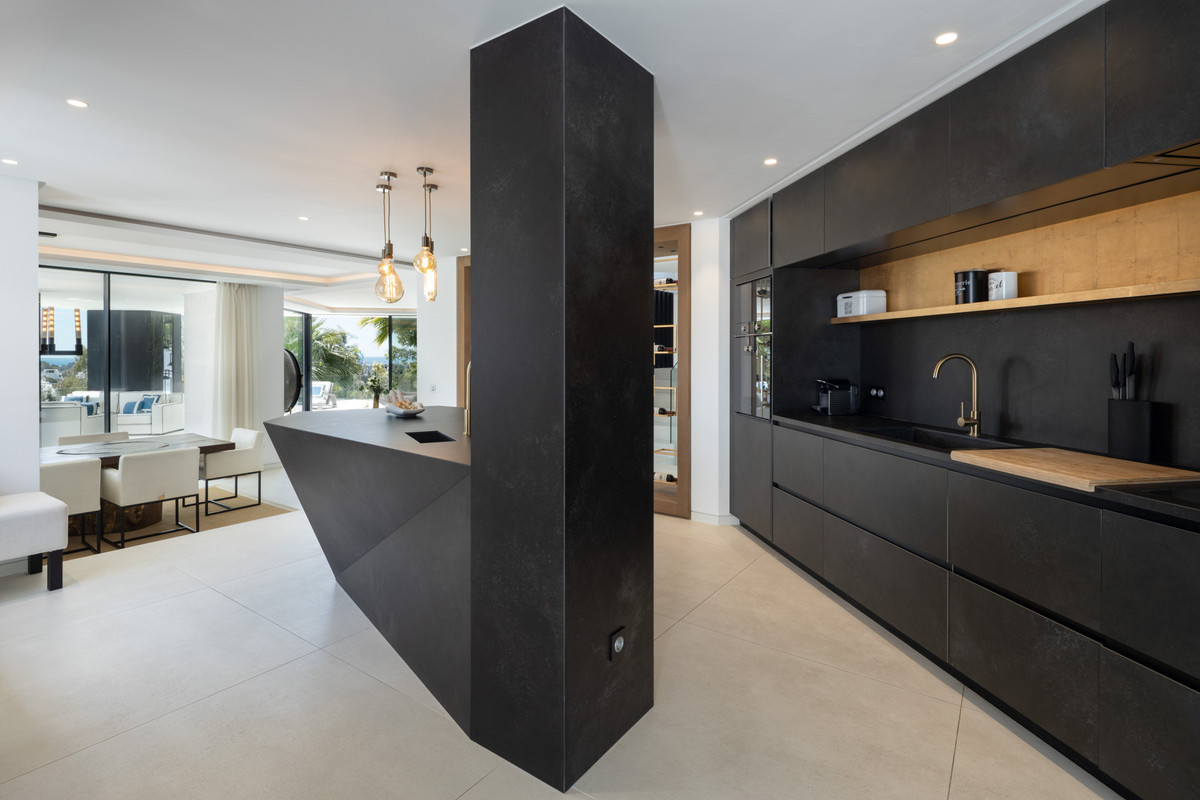 Te koop Vrijstaande Villa Costa Del Sol Benahavís € 5.895.000,-