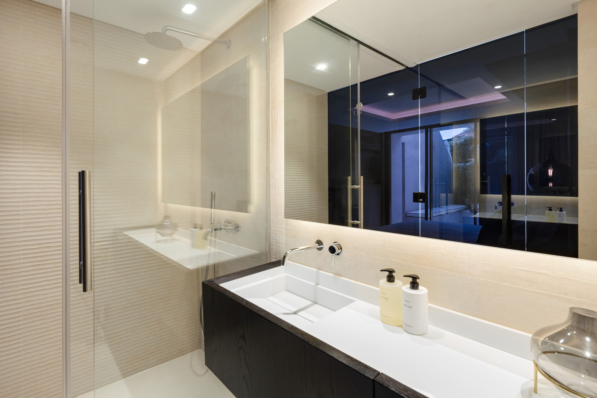 Te koop Vrijstaande Villa Costa Del Sol Benahavís € 5.895.000,-