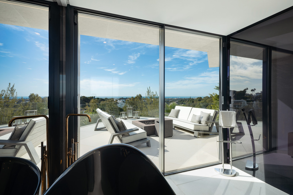 Te koop Vrijstaande Villa Costa Del Sol Benahavís € 5.895.000,-